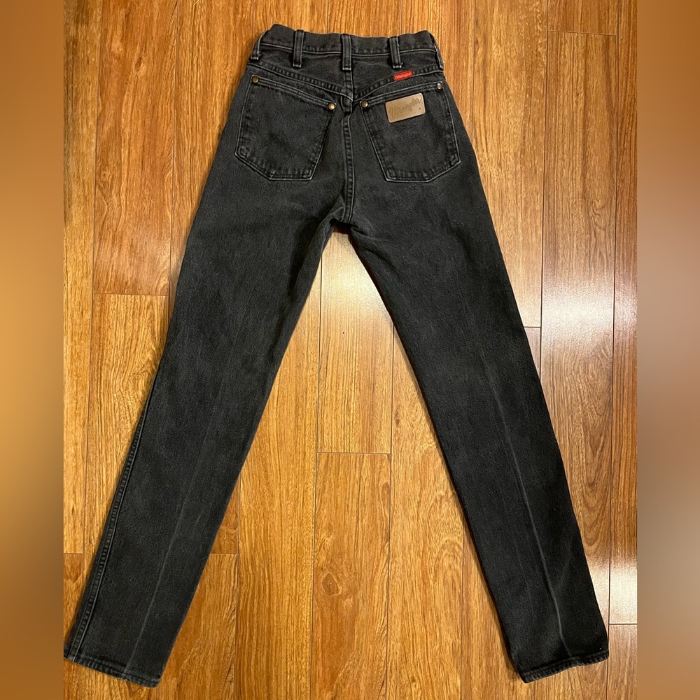 Vintage Wrangler Women’s 5x36 Black 14MWZ Cowboy Cut Jeans.  USA Made.